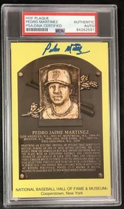 Pedro Martinez Signed Gold Plaque HOF Postcard Yellow RedSox Autograph PSA/DNA - Picture 1 of 2