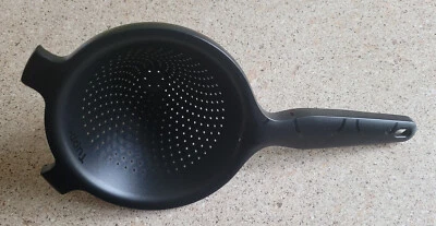 Tupperware Spitzsieb Abtropfsieb Küchensieb Sieb - Bild 1 von 4
