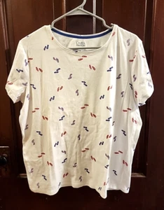 Croft & Barrow Short Sleeve Cotton Classic Tee Sz  XL White/Red/Blue Flip Flops - Picture 1 of 3