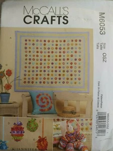 Almohada de edredón McCall's M6053 Yo Yo decoración de huevos adornos de primavera de Pascua conejo - Imagen 1 de 2