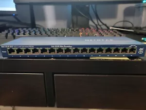 NetGear ProSafe 16 Port 10/100 Switch Model FS116 Tested and Working - Picture 1 of 4