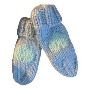 Baby Hand Knitted Mittens Light Blue Soft Acrylic Yarn 3-6 Months NEW Decorated - Picture 1 of 9