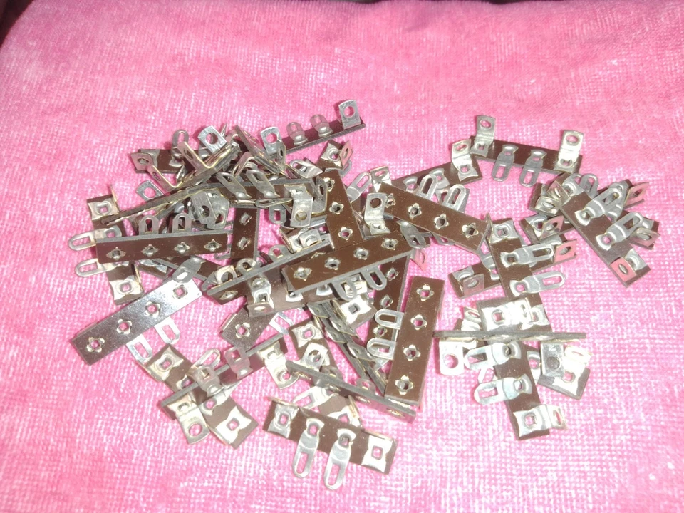 (30) NOS 2- LUG PHENOLIC TERMINAL STRIPS - DUAL SUPPORT - USA MADE - Image 1 of 1