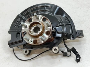 2022 - 2026 KIA CARNIVAL FRONT RIGHT SIDE SUSPENSION SPINDLE KNUCKLE & HUB OEM - Picture 1 of 10