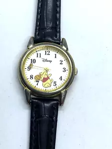 Disney Winnie the Pooh Moving Bee & Honey Pot Leather Strap Watch - Picture 1 of 5