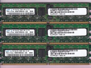 3GB 3x1GB PC2-5300P SAMSUNG M393T2950CZA-CE6 DDR2-667 SUN 371-1919-01 ECC REG - Picture 1 of 2