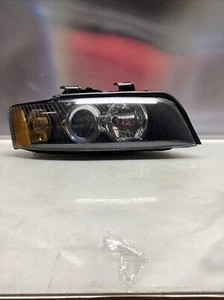 FARO DERECHO XENÓN AUDI A4 S4 2002 2003 2004 2005 OEM 8E0941004R - Imagen 1 de 12