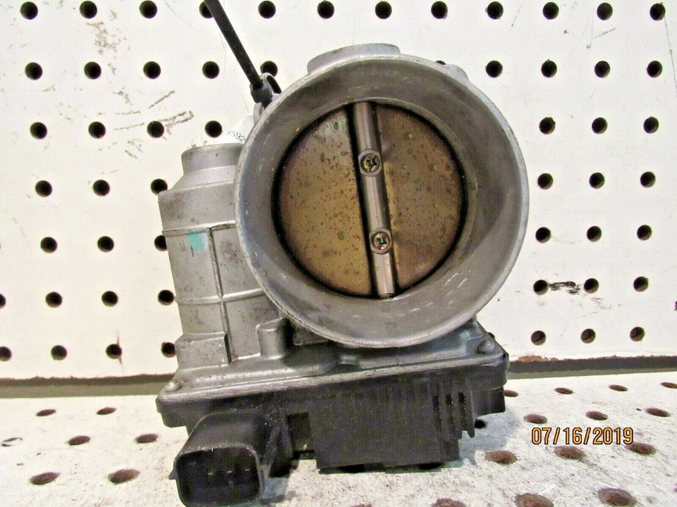 Conjunto de carroceria do acelerador Nissan Maxima 2005 fabricante de equipamento original - Imagem 1 de 3