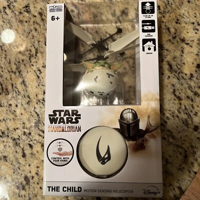 World Tech Toy Star Wars Mandalorian The Child Baby Yoda Motion Sense Helicopter - Image 1 of 3