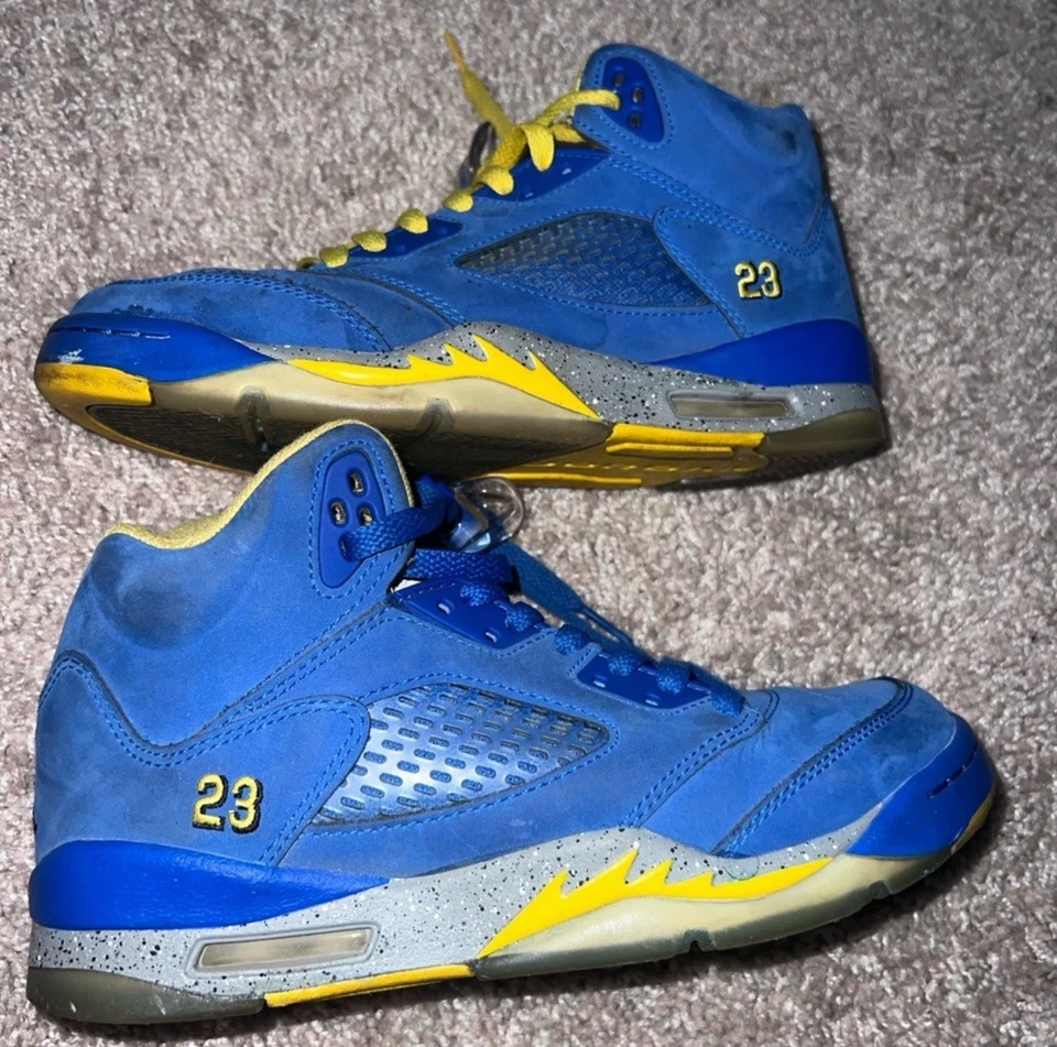 AIR JORDAN 5 RETRÔ GS LANEY #CI3287-400 KID TAMANHO 6y AMARELO AZUL REAL. - Imagem 1 de 4