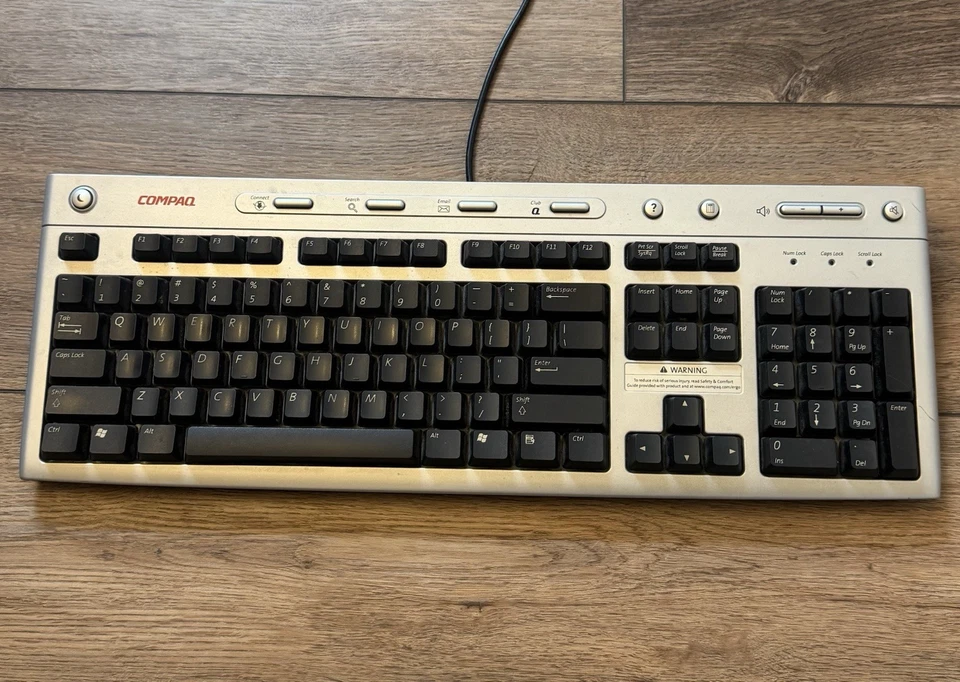 Compaq Keyboard - Image 1 of 3