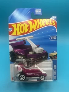 2025 Hot Wheels #68 HW Ride-Ons 3/5 DRAGGIN' WAGON Purple w/White 5 Spoke Wheels - Bild 1 von 4