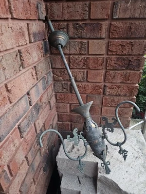 ANTIQUE CHANDELIER BRASS VICTORIAN THREE ARM ORNATE SCROLL LIGHT FIXTURE COLLECT - Image 1 of 4