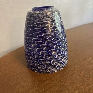Vintage blau weiß Schlangenhaut Wirbel Glas Lampenschirme - Bild 1 von 6
