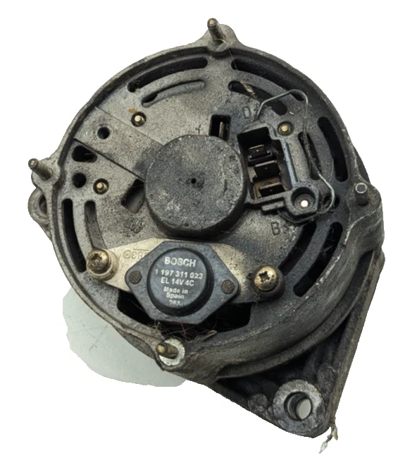 For 1974-1983 Mercedes 240D 2.4L L4 Bosch Alternator - Image 1 of 4