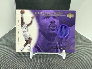 2000-01 Upper Deck Ovation A Piece of History Shoe Karl Malone #KM-S - Picture 1 of 5