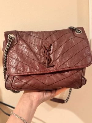 Bolso Bandolera YSL Niki Borgoña Cuero Arrugado Envejecido ¡Precioso! Foto 1 de 4