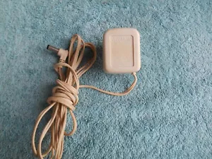 Adaptador de CA Conair fuente de alimentación 9VAC 150mA modelo U090015A11 - Imagen 1 de 8