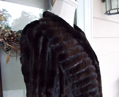 Cárdigan Chaqueta De Colección Marrón Oscuro Acanalado Piel De Conejo y Encaje Dino Gaspari S/M Foto 1 de 4