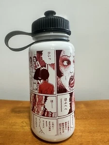 Botella de agua de plástico de 28 onzas Junji Ito Horror Collection - Imagen 1 de 8