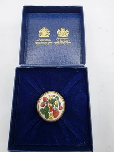 Vintage Halcyon Days Enamel Trinket Box Strawberries Green Base Mini - Picture 1 of 8
