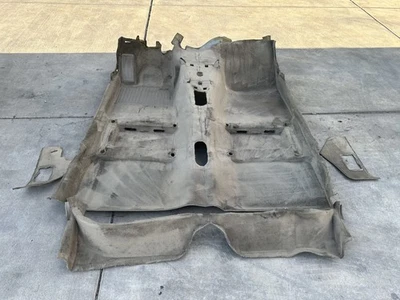 宝马 E28 528e 车内地毯套装原始设备制造商 #86215 — 第 1/4 张图片