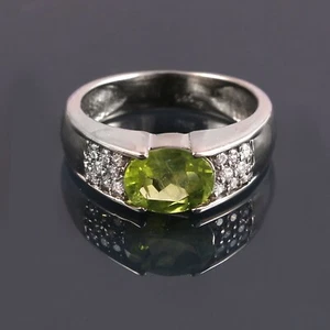 Vintage Peridot Oval Cut Ring 6x8 MM Silver Zircon Engagement Ring Bridal Ring - Picture 1 of 6