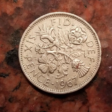 1967 GREAT BRITAIN SIX PENCE COIN (GOOD LUCK WEDDING COIN) - #A9806 Cover
