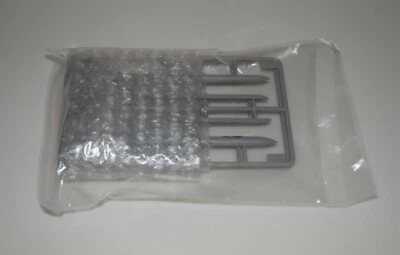 TRUMPETER E/A-18G GROWLER 03206 ⭐PIEZAS⭐ SPRUE WDx2-AIM-120'S 1/32 Foto 1 de 3