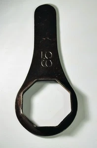 Antique 3" Classic Car Wheel Hub Nut Spinner Wrench For 3" Hub 9" Long #65 - Picture 1 of 4