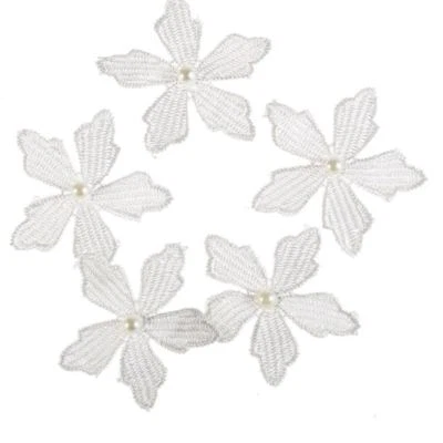 CraftbuddyUS 10 hojas blancas flor con motivos de perlas tela de puntada de 2 pulgadas Foto 1 de 2