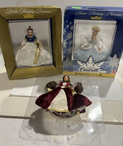 Disney Petite Holiday Princess Ornament Belle Cinderella Snow White Lot of 3 - Imagen 1 de 7
