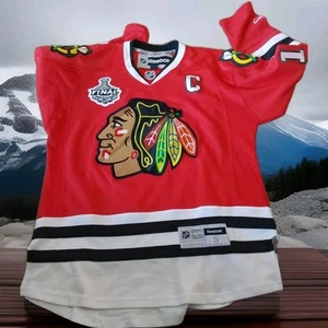 Camiseta deportiva 2010 Jonathan Toews #19 Chicago Blackhawks roja cosida Copa Stanley talla S - Imagen 1 de 9