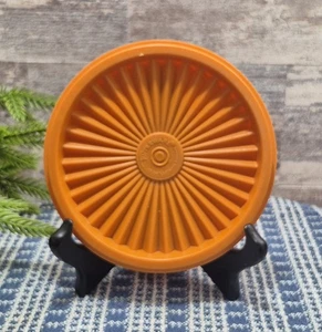 Vintage Tupperware Replacement 4.5” Round Servalier Lid #812-20 ~ Pumpkin Orange - Picture 1 of 3