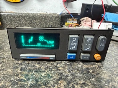 TESTED 88-94 Chevy Silverado GMC C/K 1500 Climate Control MAX AC P/N: 16188335 - Image 1 of 4