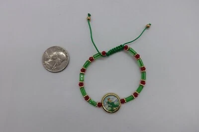 Pulsera St Jude única medallas chapadas en rodio cuentas verdes/rojas  Foto 1 de 4