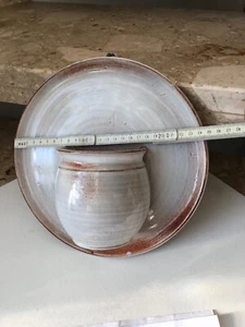Wanddeko handgetöpfert Blumentopf Vase aufhängen Ton lasiert Wandteller 25 cm - Bild 1 von 4