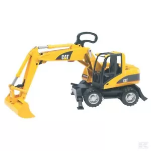 Bruder CAT Wheeled Excavator 1:16 Scale Model Toy Christmas Gift - Picture 1 of 1