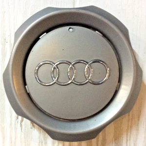 tappo centrale cerchio in lega audi allroad 17" codice 4z7601165a - Foto 1 di 6