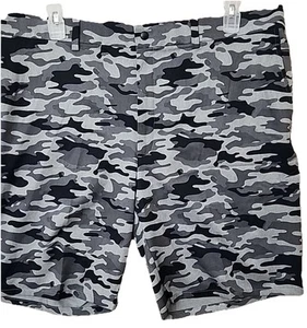 Haggar Men’s In Motion Comfort Tech Shorts 36 Gray/Black Camo Casual Lightweight - Picture 1 of 9
