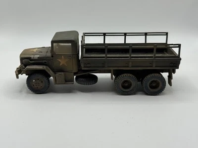 CORGI M35 A1 "DEUCE AND A HALF" 2.5 TON CARGO TRUCK U.S. ARMY VIETNAM 1/50 SCALE - Image 1 of 4