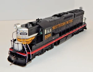 Rapido Trains HO #50610 SP EMD SD-7 DCC/Sound ESU Lok-Sound RTR #5318 NEW - Picture 1 of 9