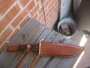 1970s Vtg 9" Blade ** WESTERN CUTLERY W-49 *** Bowie Fighting Knife & Sheath USA - Picture 1 of 14