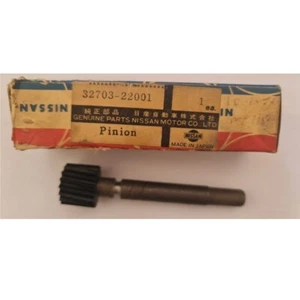 GENUINE PINION SPEEDDOMETER 17T FOR NISSAN DATSUN 1500 - Picture 1 of 4