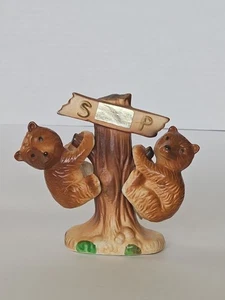 Bears Hanging Off Stump Ceramic Salt & Pepper Shaker Set Souvenir Brown County - Picture 1 of 8