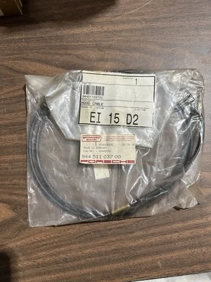 Cable de liberación de capó OEM 944-511-037-00 94451103700 D1 PORSCHE 924 944 (1984-1991) Foto 1 de 3