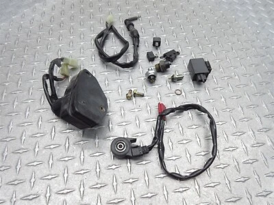 Honda VT1100C2 1996 95-99 Shadow American Classic caja de fusibles sensor de aceite relé lote Foto 1 de 4