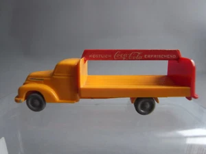 Wiking Unverglast LKW A.S.S Ford 3500 COCA COLA Chromgelb GK 560/2C ohne OVP - Picture 1 of 9