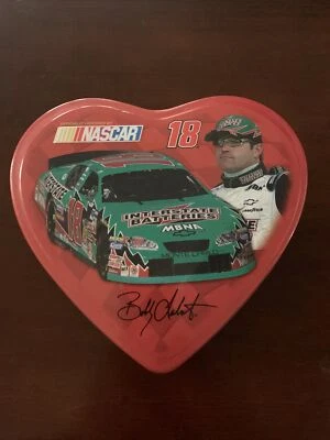 BOBBY LABONTE #18 LATA DE CARAMELO VACÍA COLECCIONABLE EN FORMA DE CORAZÓN 7" X 6" # 64003 Foto 1 de 3