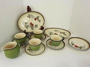 California Strawberry Metlox Poppytrail Vernon Replacement Dinnerware  15 pc Set - Picture 1 of 5